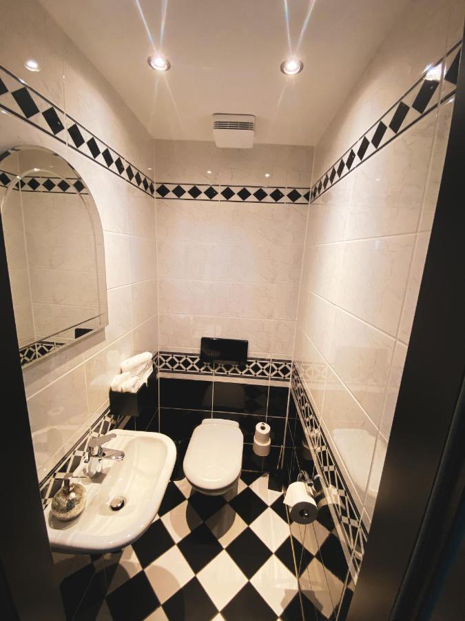 Augenblick Goodnight Hotel Kleve  Bagian luar foto